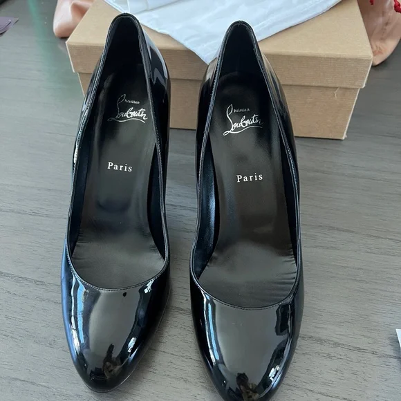 Christian Louboutin Dolly Pump - Picture 5 of 13